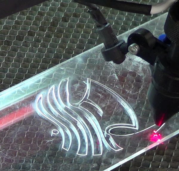 Figure-1-Laser-cutting-acrylic-sheet-1024x576